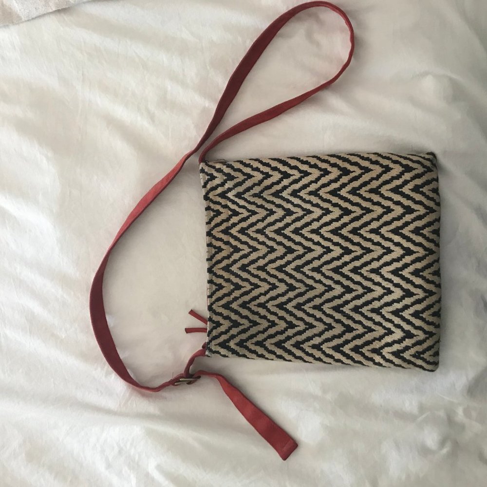Boho Atenti Crossbody Purse - Picture 2 of 6